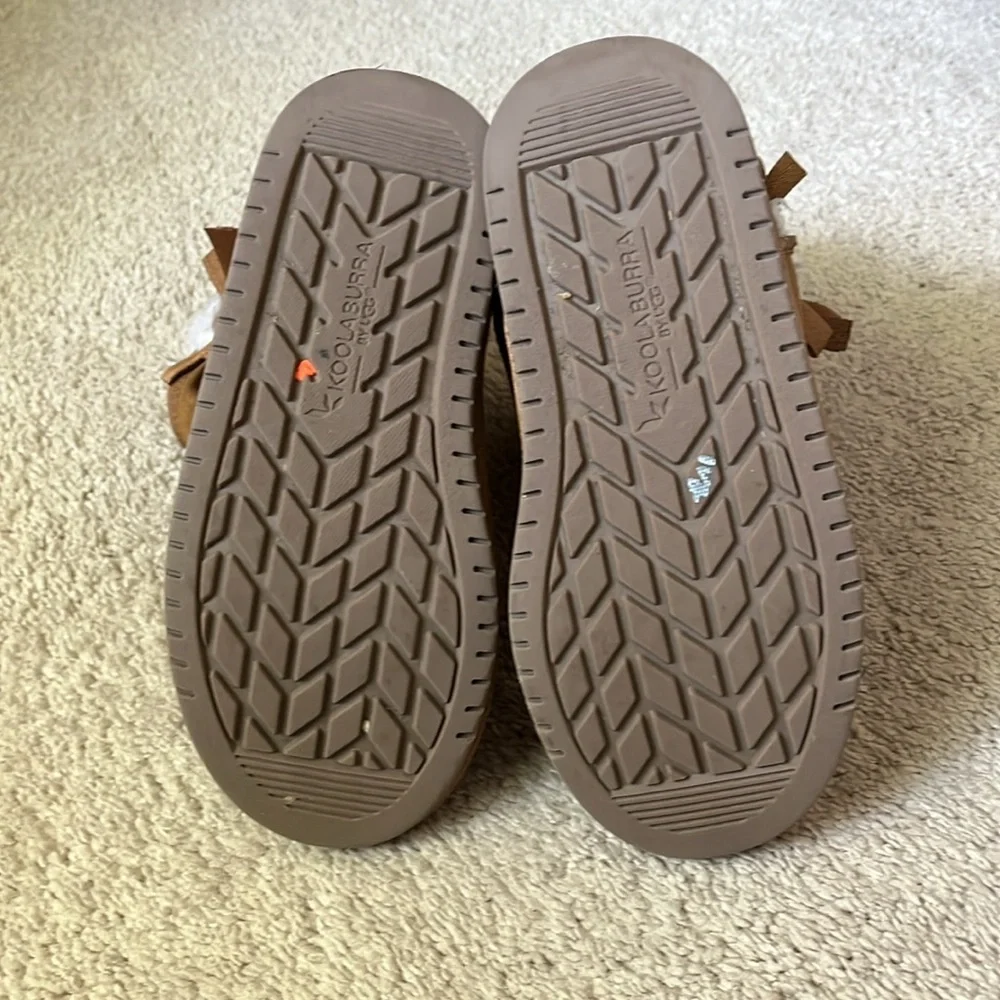 Koolaburra by Ugg Short Suede Chestnut Boots with Bows Size 13 Girls
